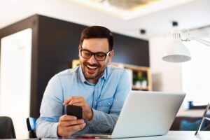Sonoff Basic R2 – przekaźnik sterowany przez Wi-Fi z poziomu smartfona – prosty sposób na wzbogacenie funkcjonalności Twojego domu!