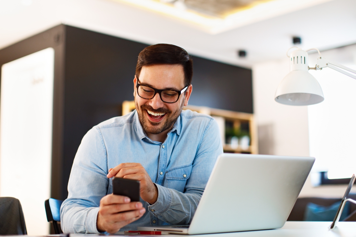 Sonoff Basic R2 – przekaźnik sterowany przez Wi-Fi z poziomu smartfona – prosty sposób na wzbogacenie funkcjonalności Twojego domu!